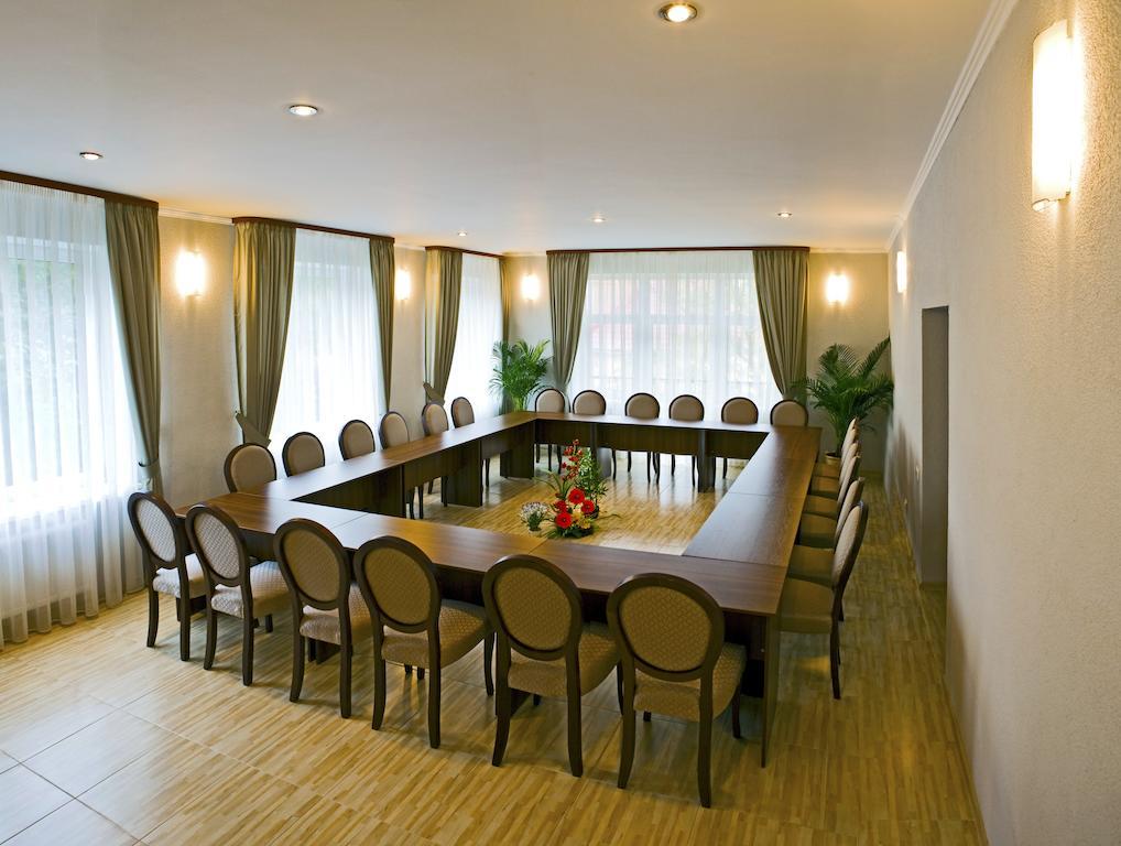 Hotel Re Vita Trouskavets Extérieur photo